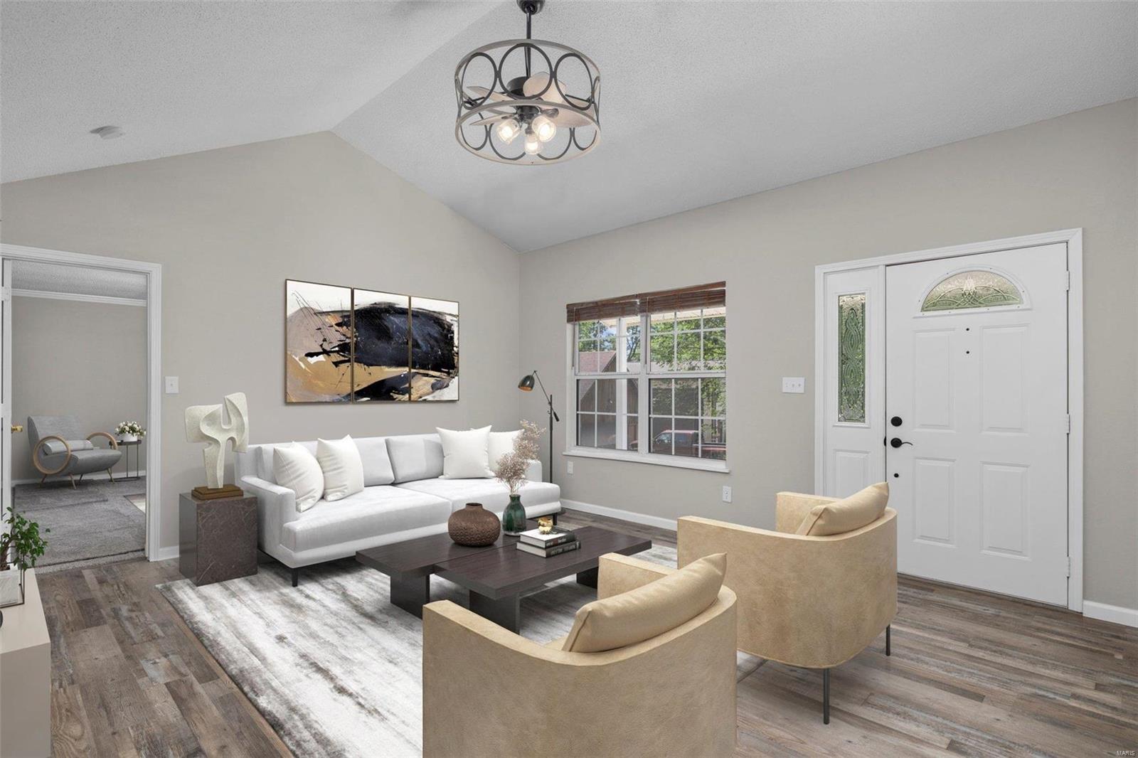 5458 Milburn Road Oakville, MO 63129 - Photo 8 of 32