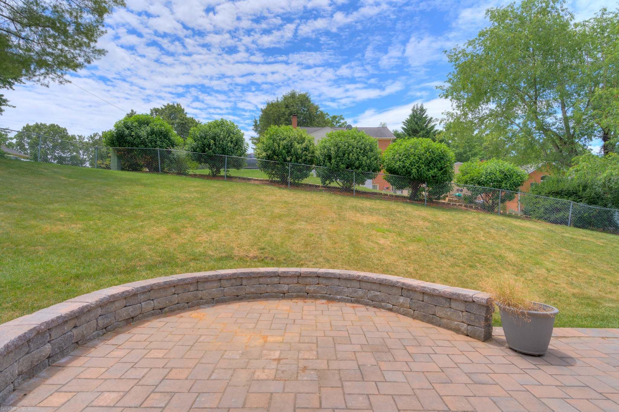 475 Reading Road Christiansburg, VA 24073 - Photo 8 of 45 Gallery Image 8