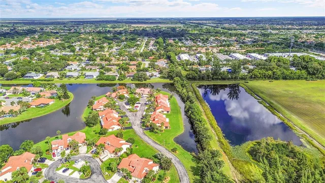 $420,000 | 18578 Woodstream Drive, Boca Raton, FL 33498