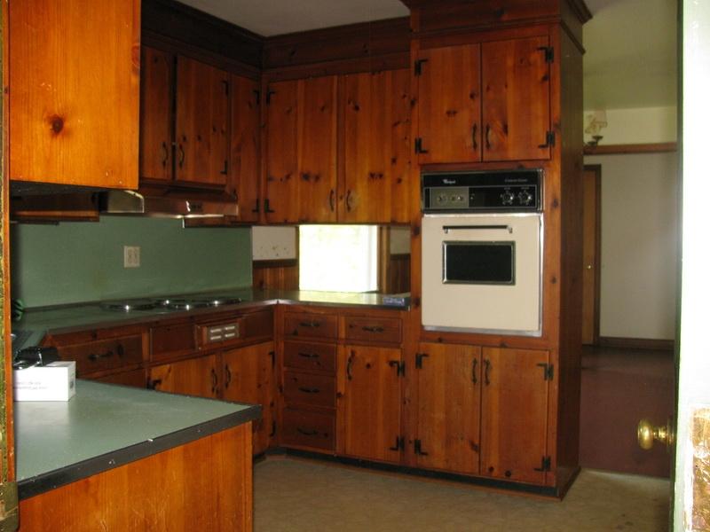 7020 Buckeye Road Roanoke, VA 24018 - Photo 7 of 13 IMG_5842_resize