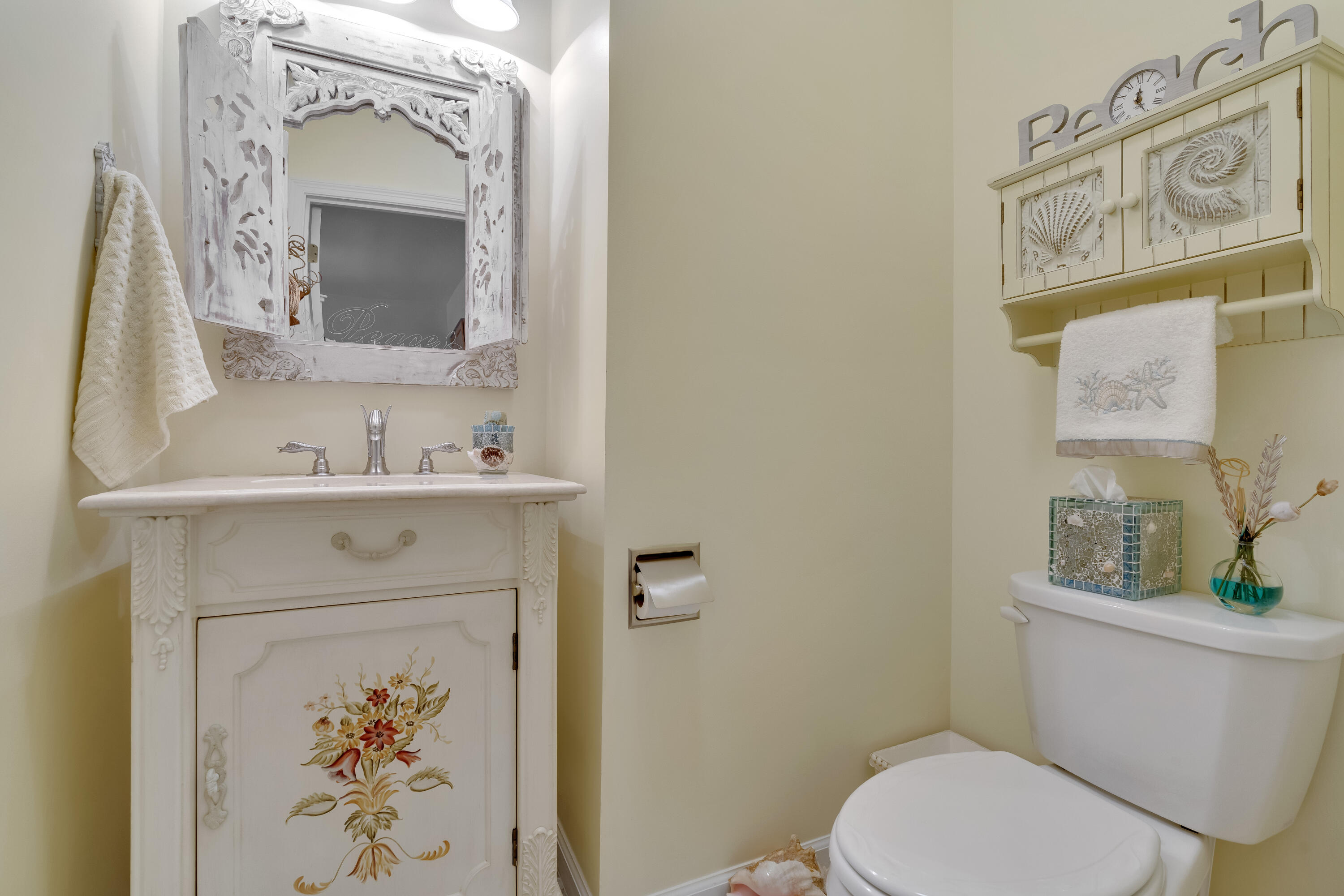 23 Chestnut Lane, Unit 30 Wells, ME 04090 - Photo 11 of 41 Powder Room