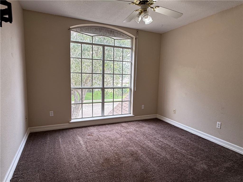 7810 Damsel Street Corpus Christi, TX 78413 - Photo 25 of 34