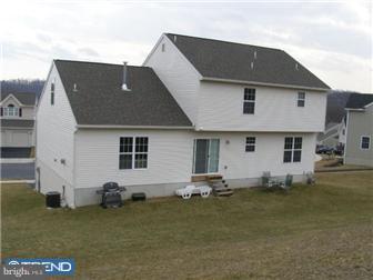 410 Longview Drive Sinking Spring, PA 19608 - Photo 2 of 12 Gallery Image 2