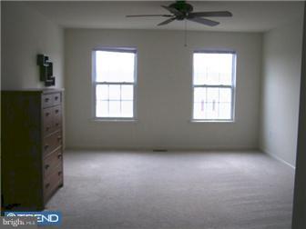 410 Longview Drive Sinking Spring, PA 19608 - Photo 8 of 12 Gallery Image 8