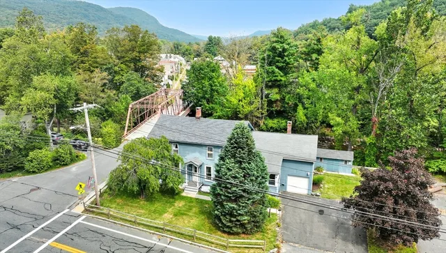 $279,500 | 254 Route 20, Chester, MA 01011