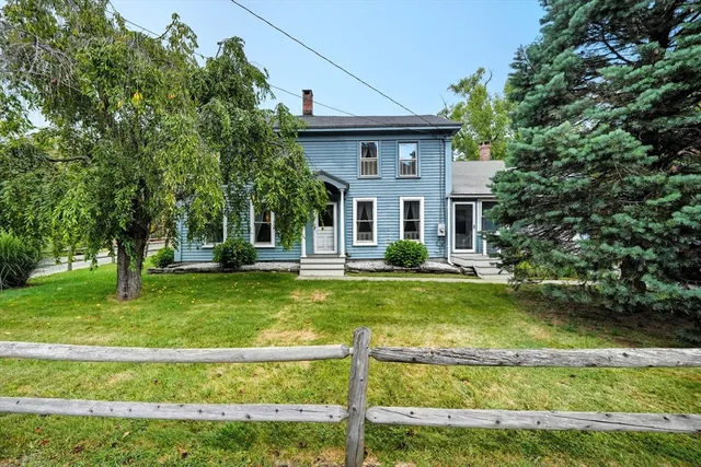 $279,500 | 254 Route 20, Chester, MA 01011