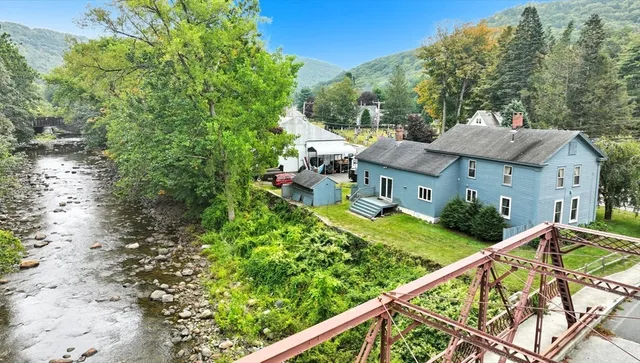 $279,500 | 254 Route 20, Chester, MA 01011