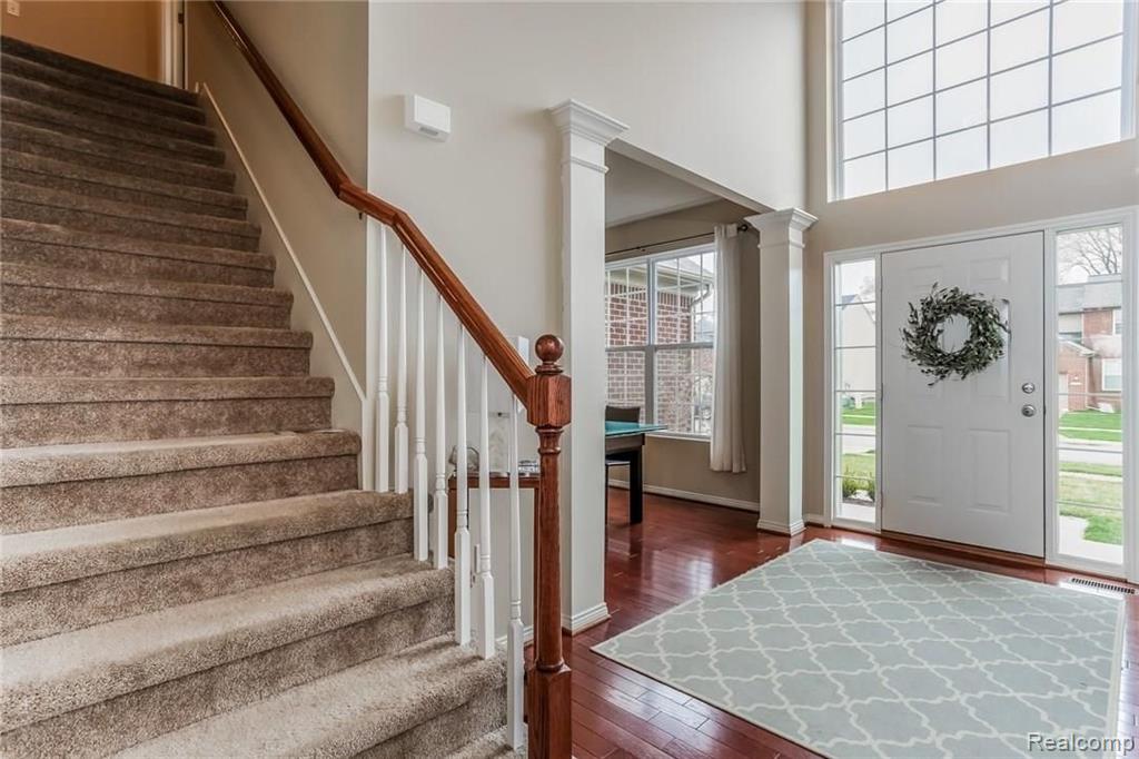 3058 Fantail Court Rochester Hills, MI 48309 - Photo 3 of 43