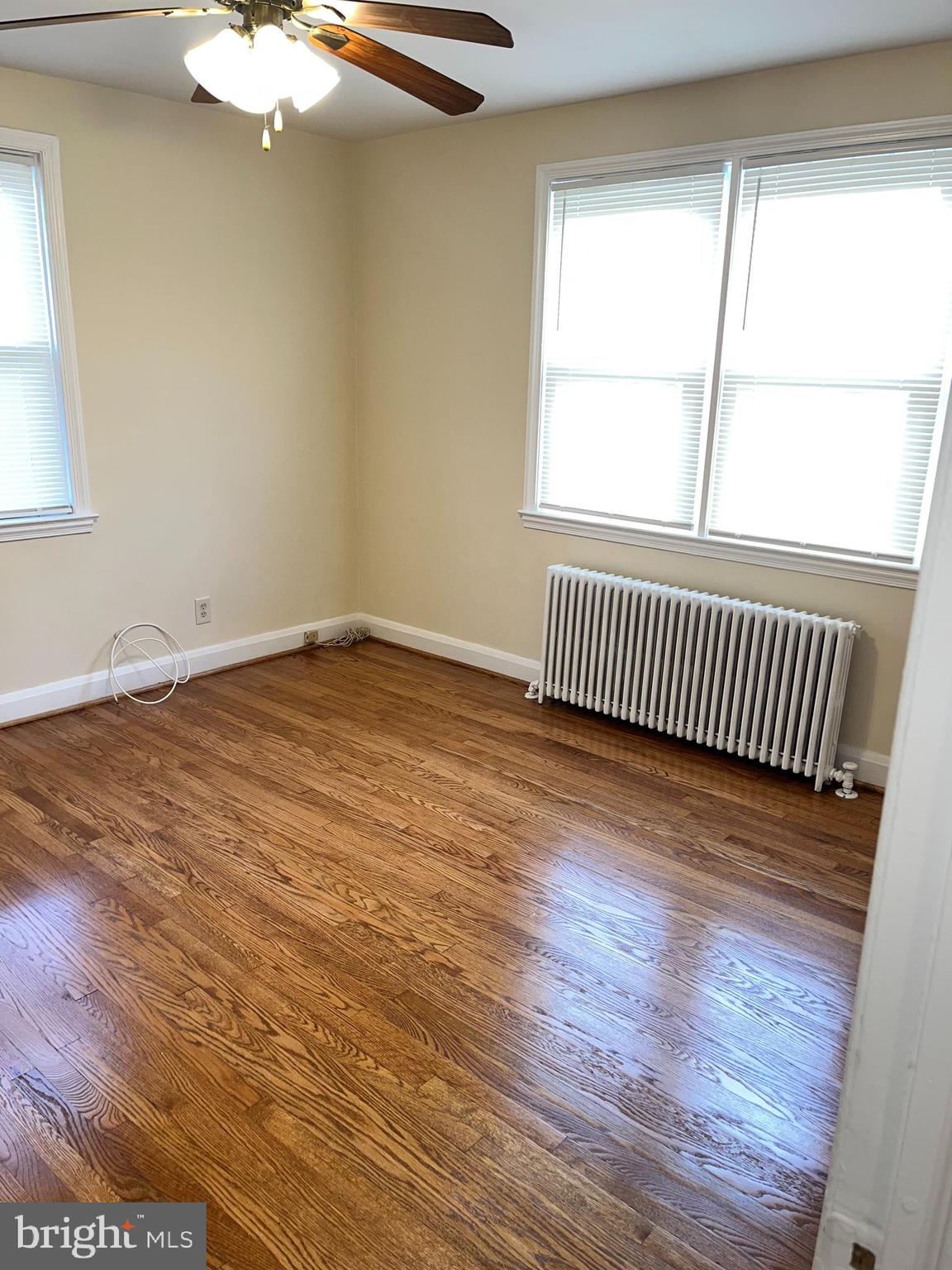 701 Wicklow Road Baltimore, MD 21229 - Photo 12 of 25