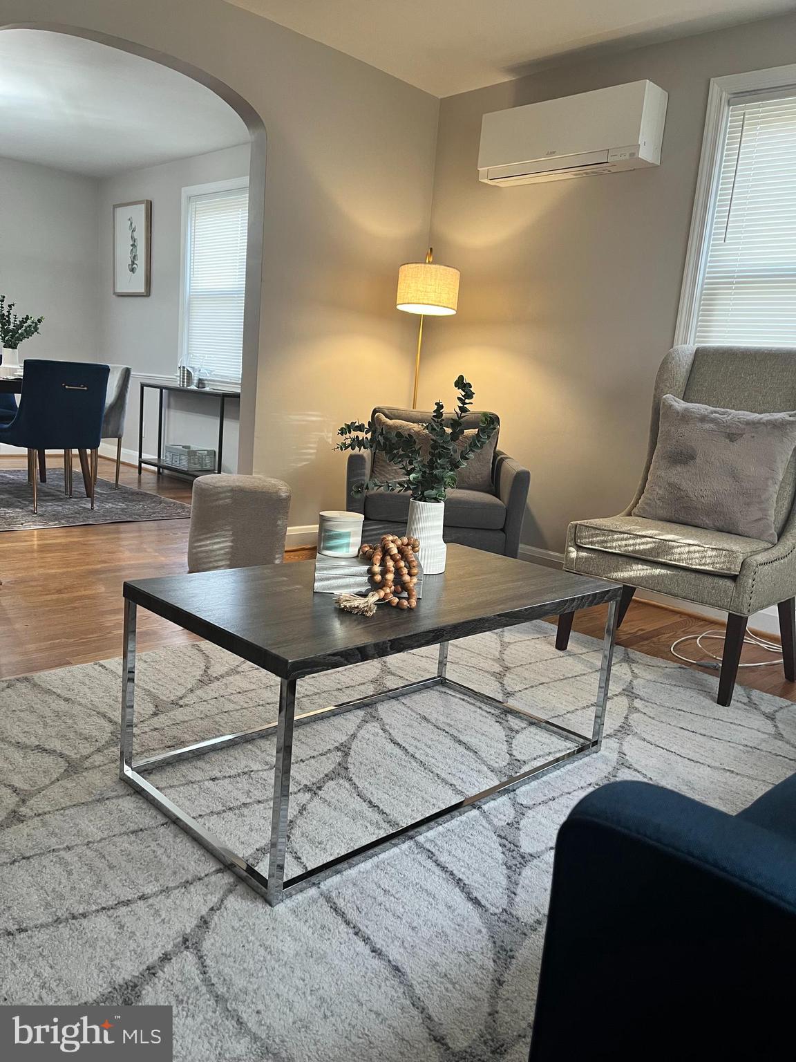 701 Wicklow Road Baltimore, MD 21229 - Photo 3 of 25