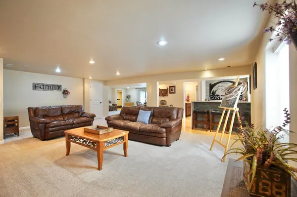 $676,200 | 3360 East 18th Street, Casper, WY 82609