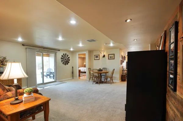 $676,200 | 3360 East 18th Street, Casper, WY 82609