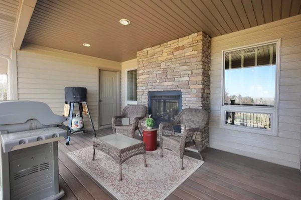 $676,200 | 3360 East 18th Street, Casper, WY 82609