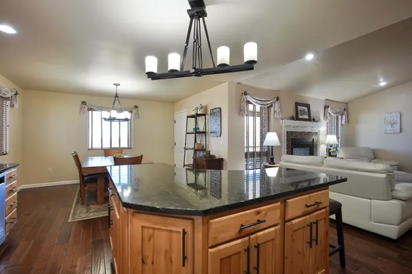 $676,200 | 3360 East 18th Street, Casper, WY 82609