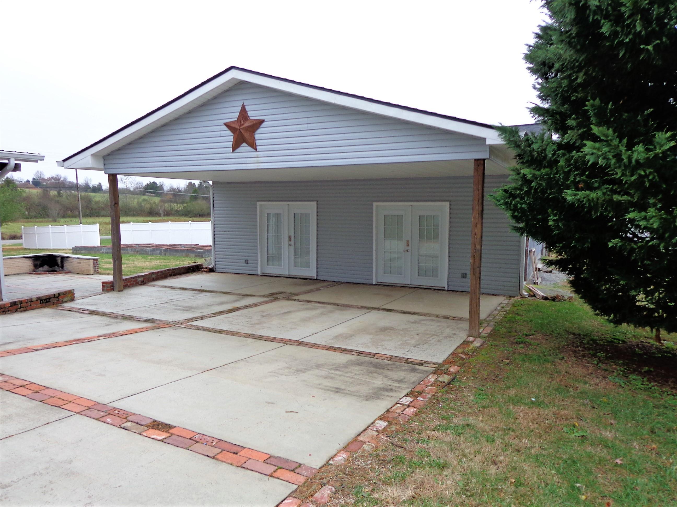 6696 Hunter Road Talbott, TN 37877 - Photo 2 of 36 Detached Garage