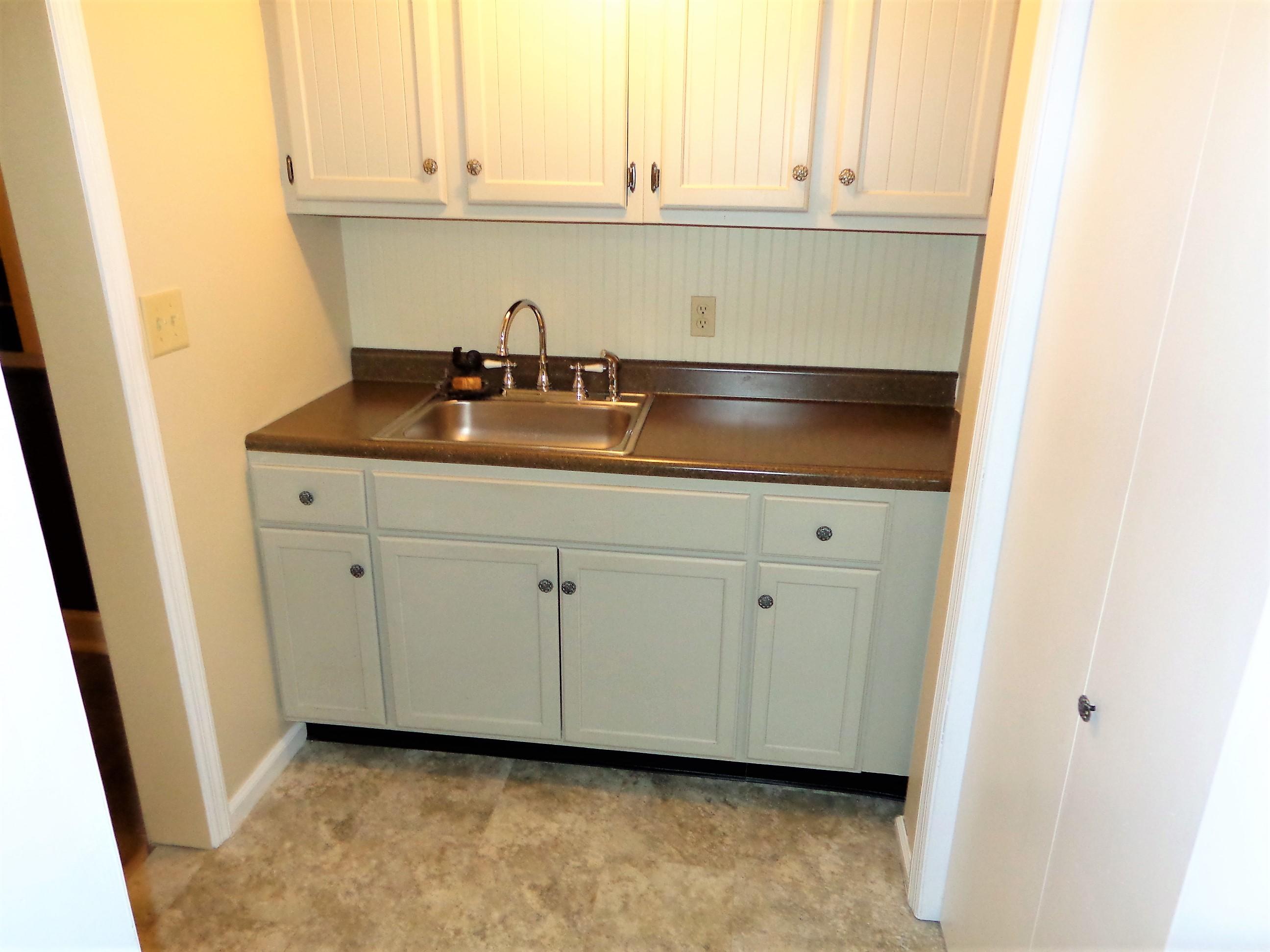 6696 Hunter Road Talbott, TN 37877 - Photo 21 of 36 Pantry