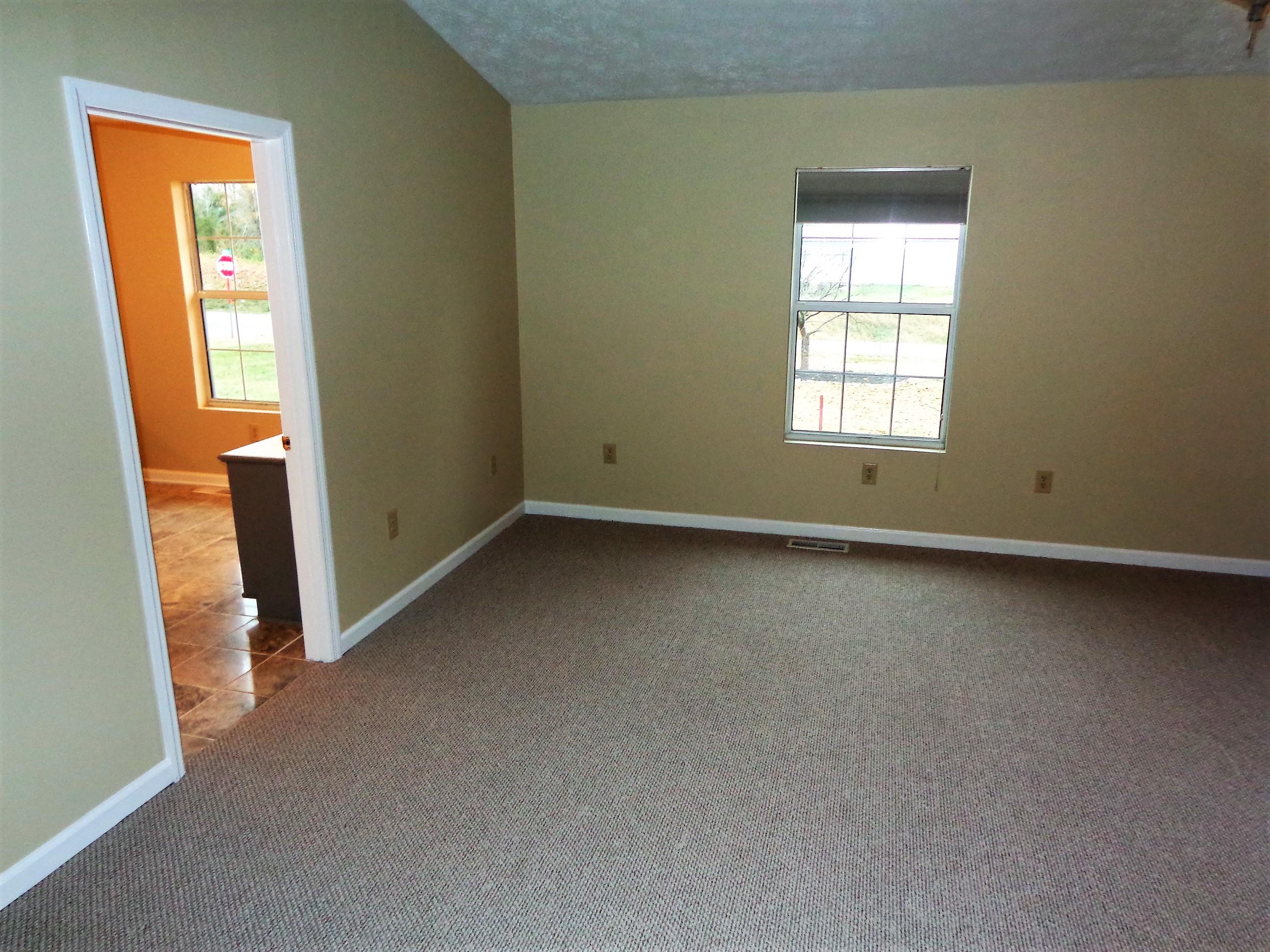 6696 Hunter Road Talbott, TN 37877 - Photo 9 of 36 Master Suite