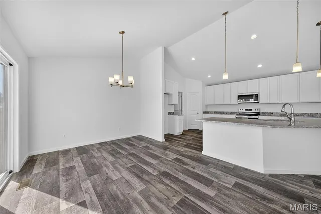 $439,000 | 108 Tickridge Road, Silex, MO 63377