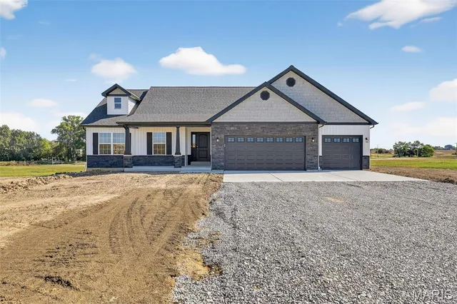 $439,000 | 108 Tickridge Road, Silex, MO 63377