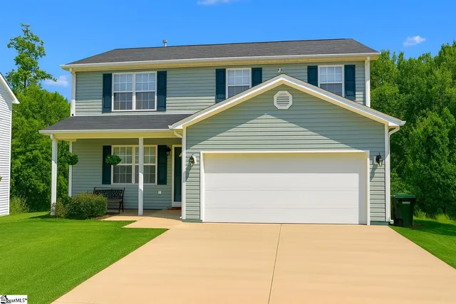 $425,000 | 213 Kingscreek Drive, Greer, SC 29650