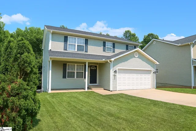 $425,000 | 213 Kingscreek Drive, Greer, SC 29650