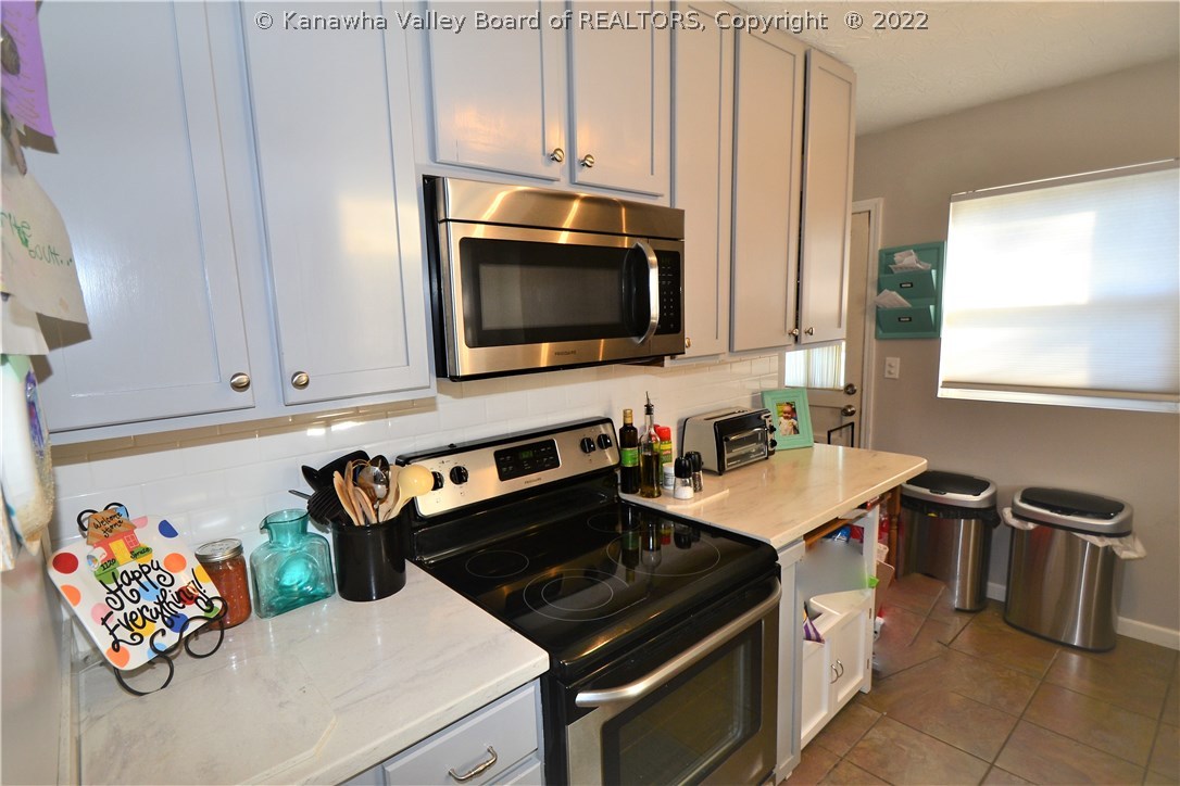 1120 Spruce Road Charleston, WV 25314 - Photo 5 of 26 Gallery Image 5