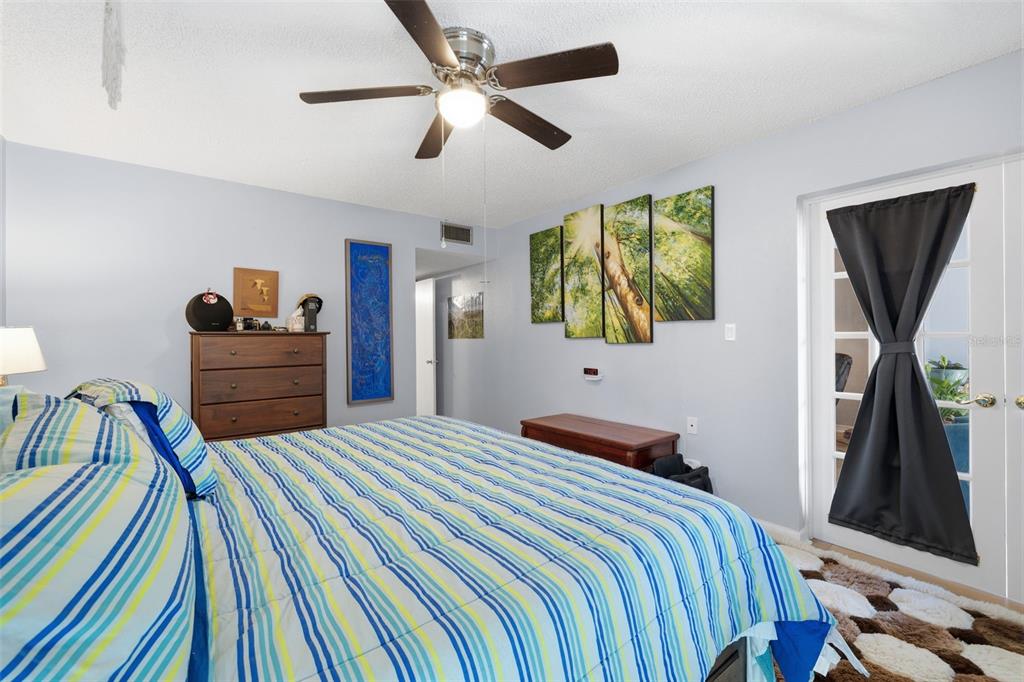 2074 Sunset Point Road, Unit 136 Clearwater, FL 33765 - Photo 16 of 29