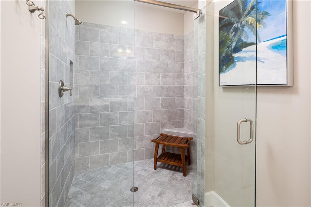 9672 Montelanico Loop, Unit 102 Naples, FL 34119 - Photo 16 of 34