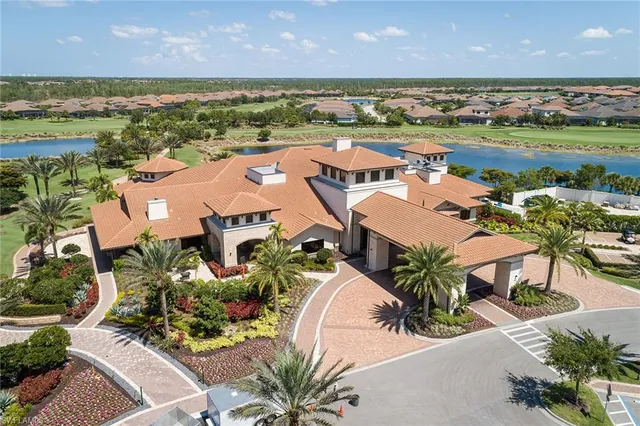 $725,000 | 9672 Montelanico Loop, Unit 102, Naples, FL 34119