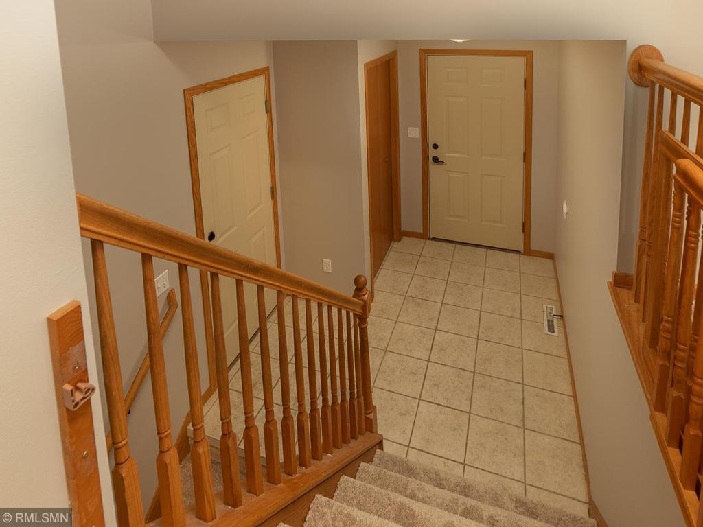 481 45th Manor Lane Northwest Rochester, MN 55901 - Photo 3 of 35