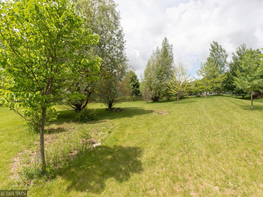 481 45th Manor Lane Northwest Rochester, MN 55901 - Photo 33 of 35