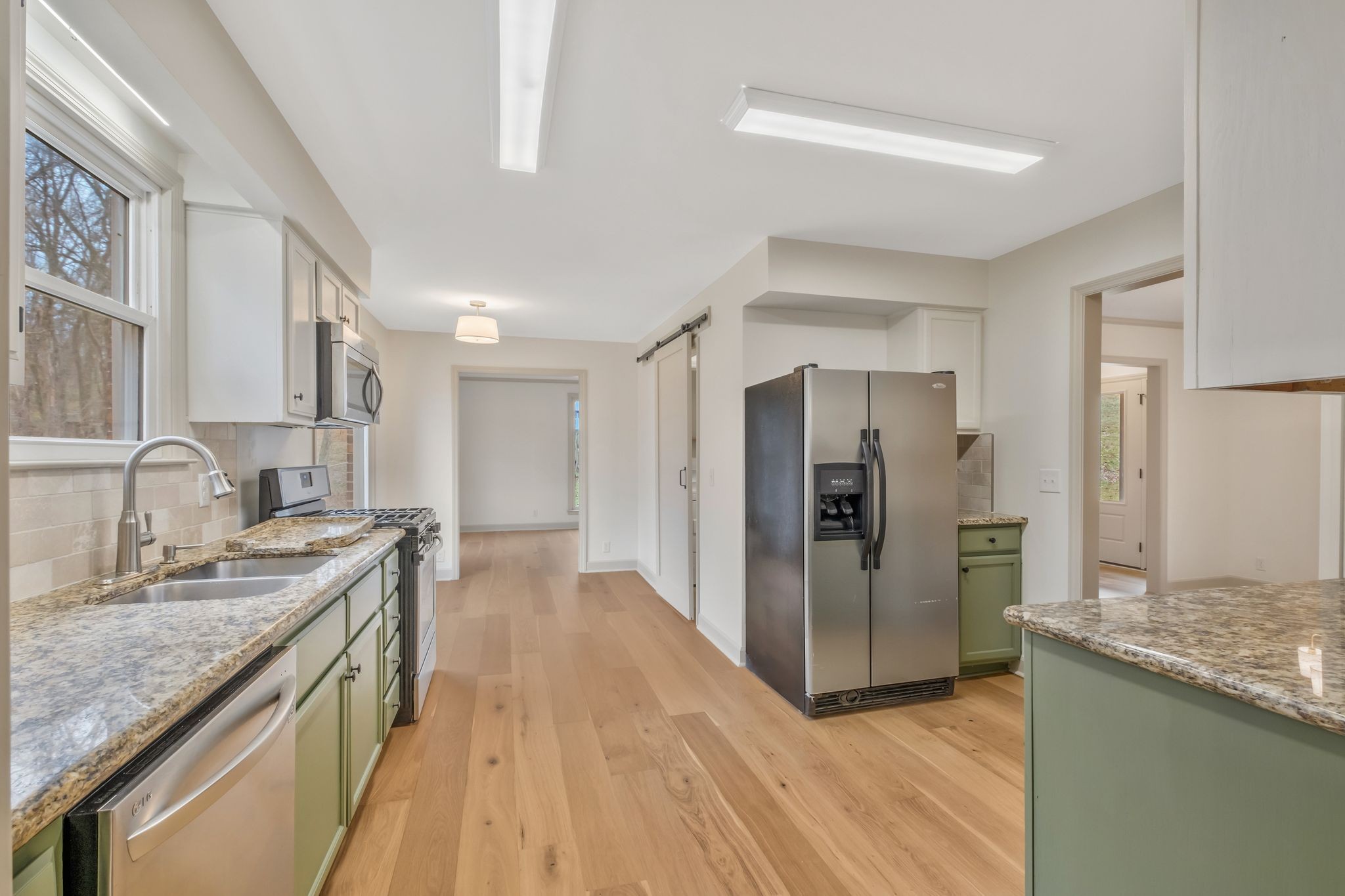 115 Pascal Drive Mount Juliet, TN 37122 - Photo 12 of 36