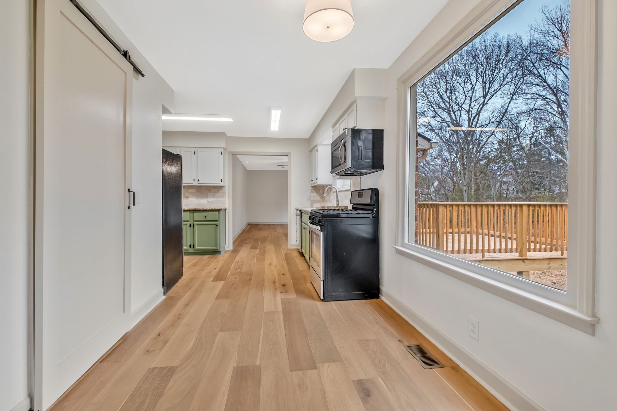 115 Pascal Drive Mount Juliet, TN 37122 - Photo 8 of 36