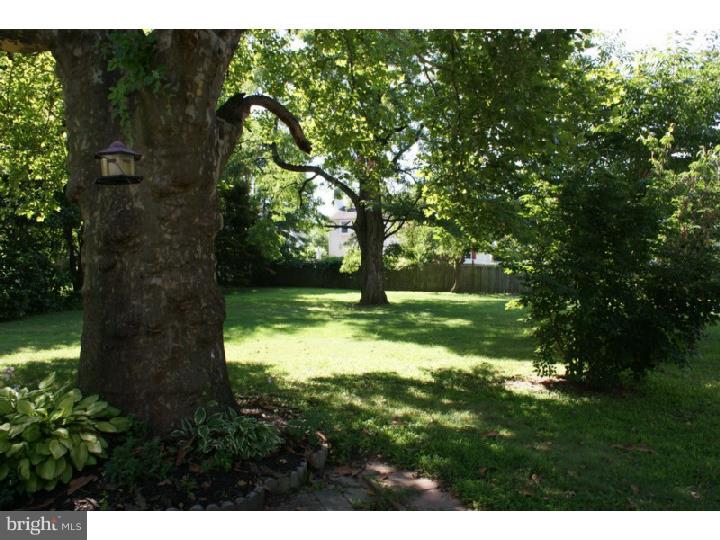 1815 Beverly Road Burlington, NJ 08016 - Photo 4 of 25 Gallery Image 4