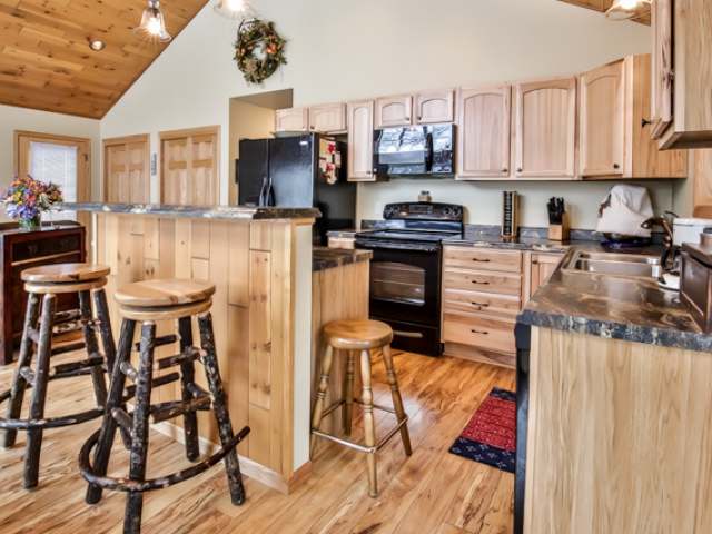 9991 Baker Lake Road Minocqua, WI 54548 - Photo 6 of 20 Gallery Image 6