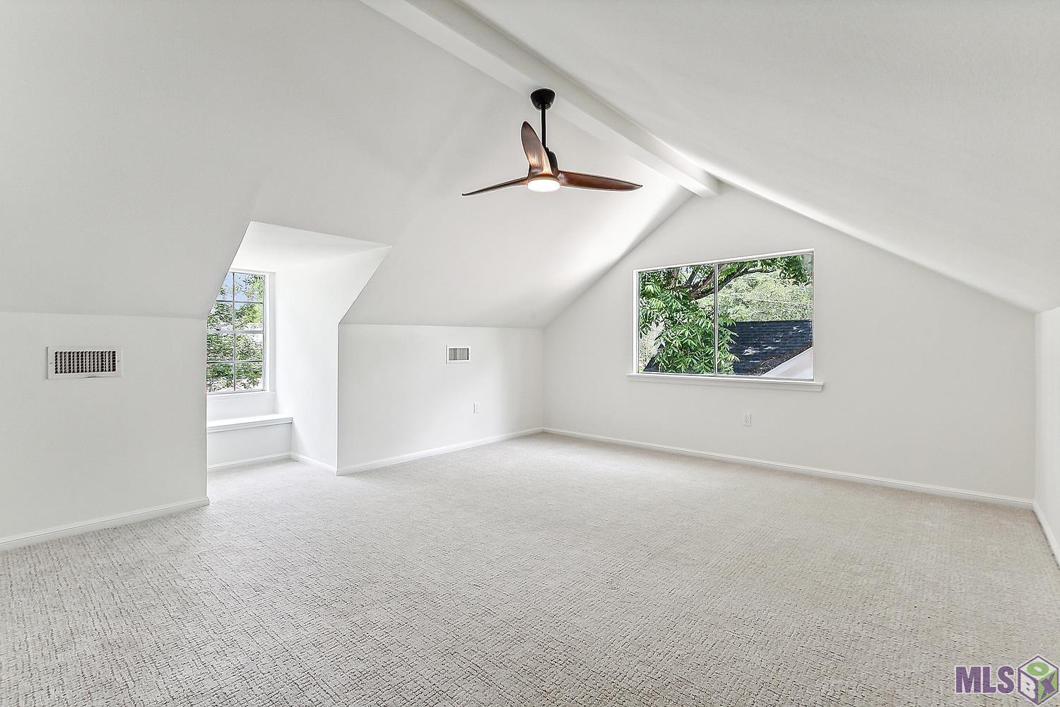 9736 Regency Drive Baton Rouge, LA 70815 - Photo 15 of 19 Upstairs bedroom 2