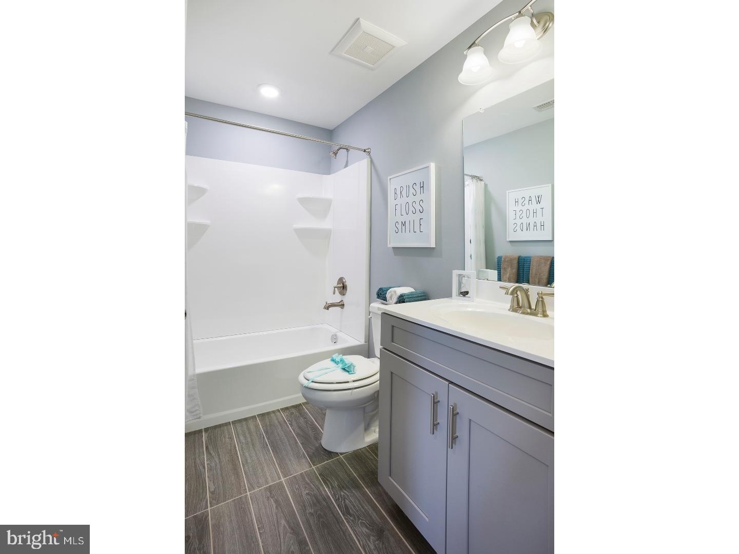 13 Iron Gate Road Marlton, NJ 08053 - Photo 11 of 13 Bathroom