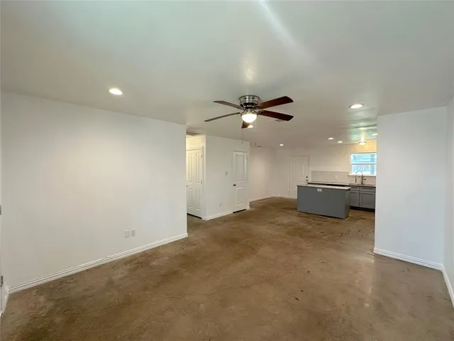 $1,750 | 108 West Adams Street, Itasca, TX 76055