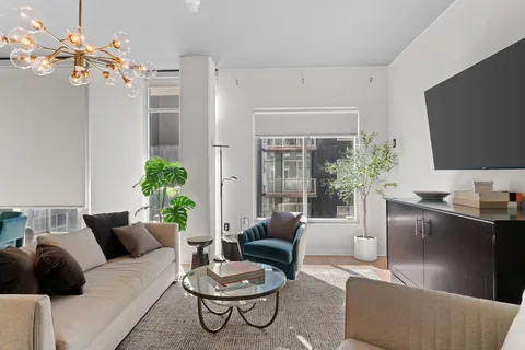 $649,900 | 600 12th Avenue South, Unit 706, Nashville, TN 37203