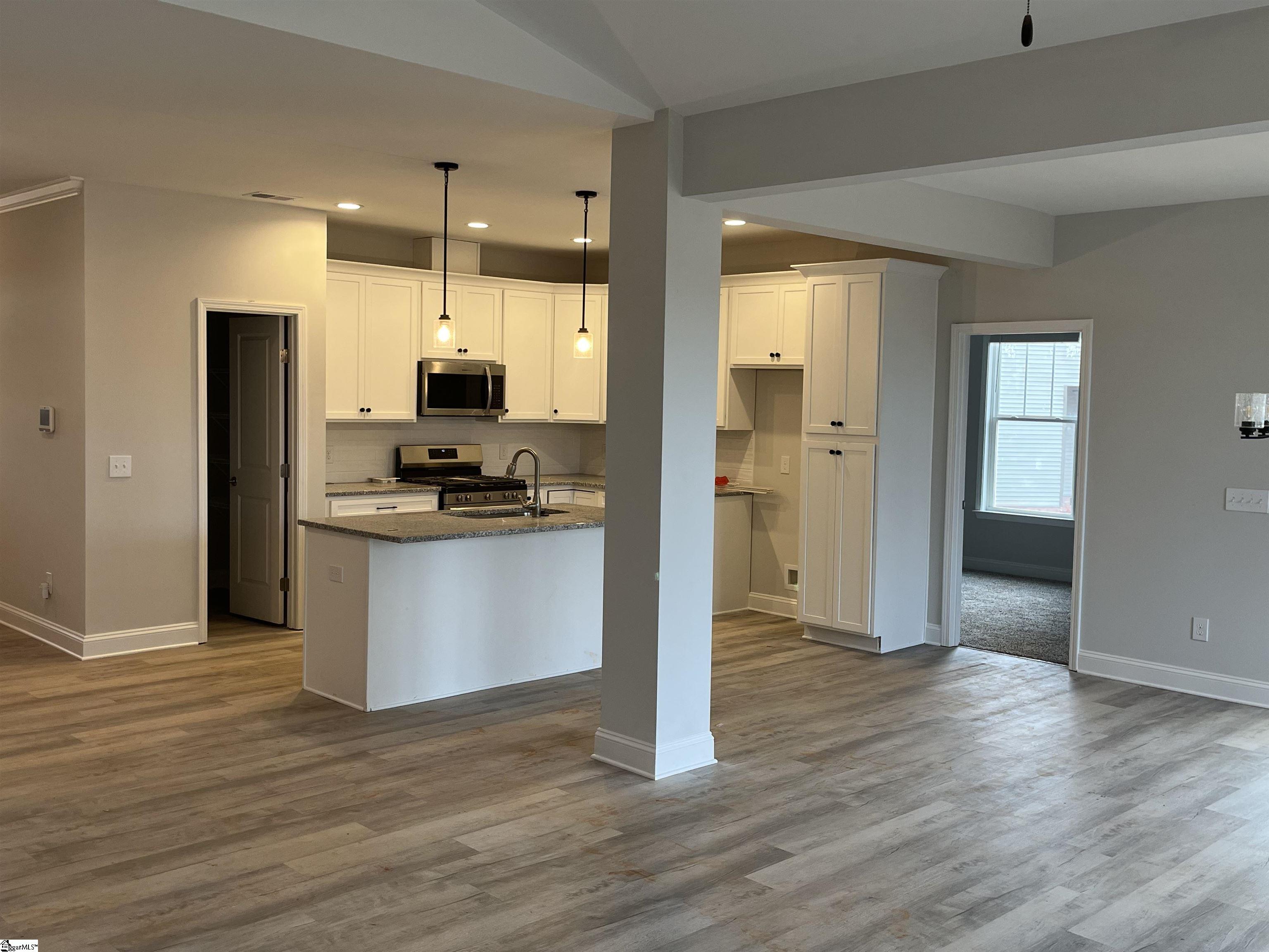 708 Ivey Jane Lane Greer, SC 29651 - Photo 3 of 19