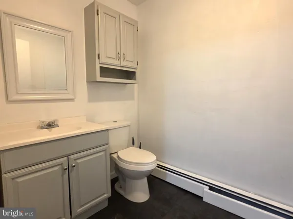 $1,750 | 2 East Milby Street, Harrington, DE 19952