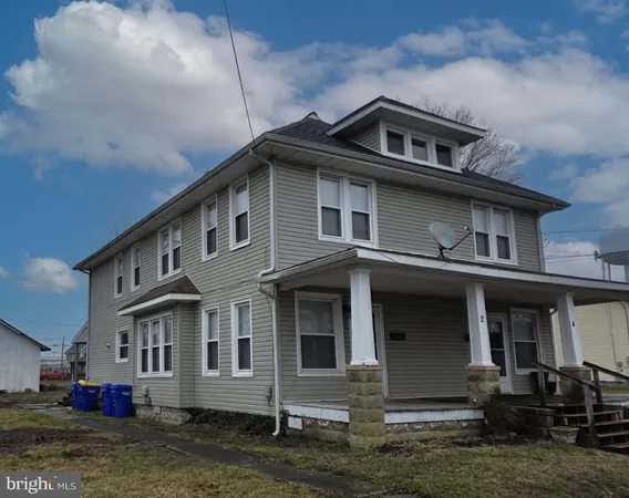 $1,750 | 2 East Milby Street, Harrington, DE 19952