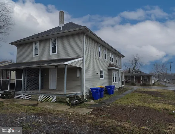 $1,750 | 2 East Milby Street, Harrington, DE 19952