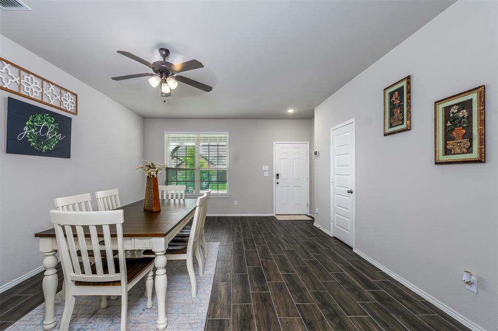 8232 Cheetah Path Godley, TX 76044 - Photo 4 of 27