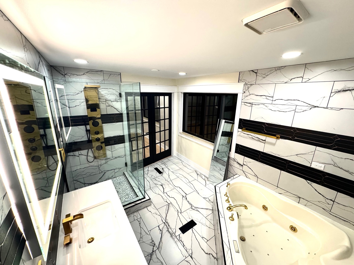 40 Portwine Road Willowbrook, IL 60527 - Photo 23 of 42 a view of a living room with furniture