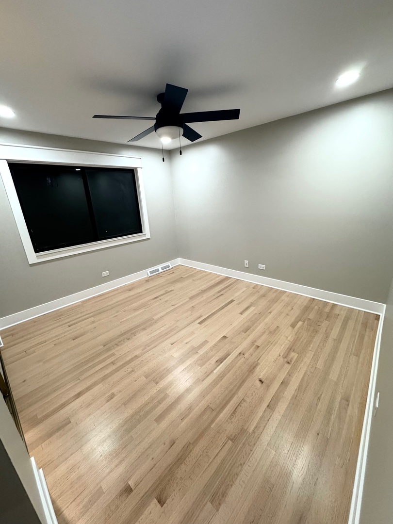 40 Portwine Road Willowbrook, IL 60527 - Photo 27 of 42 a view of an empty room