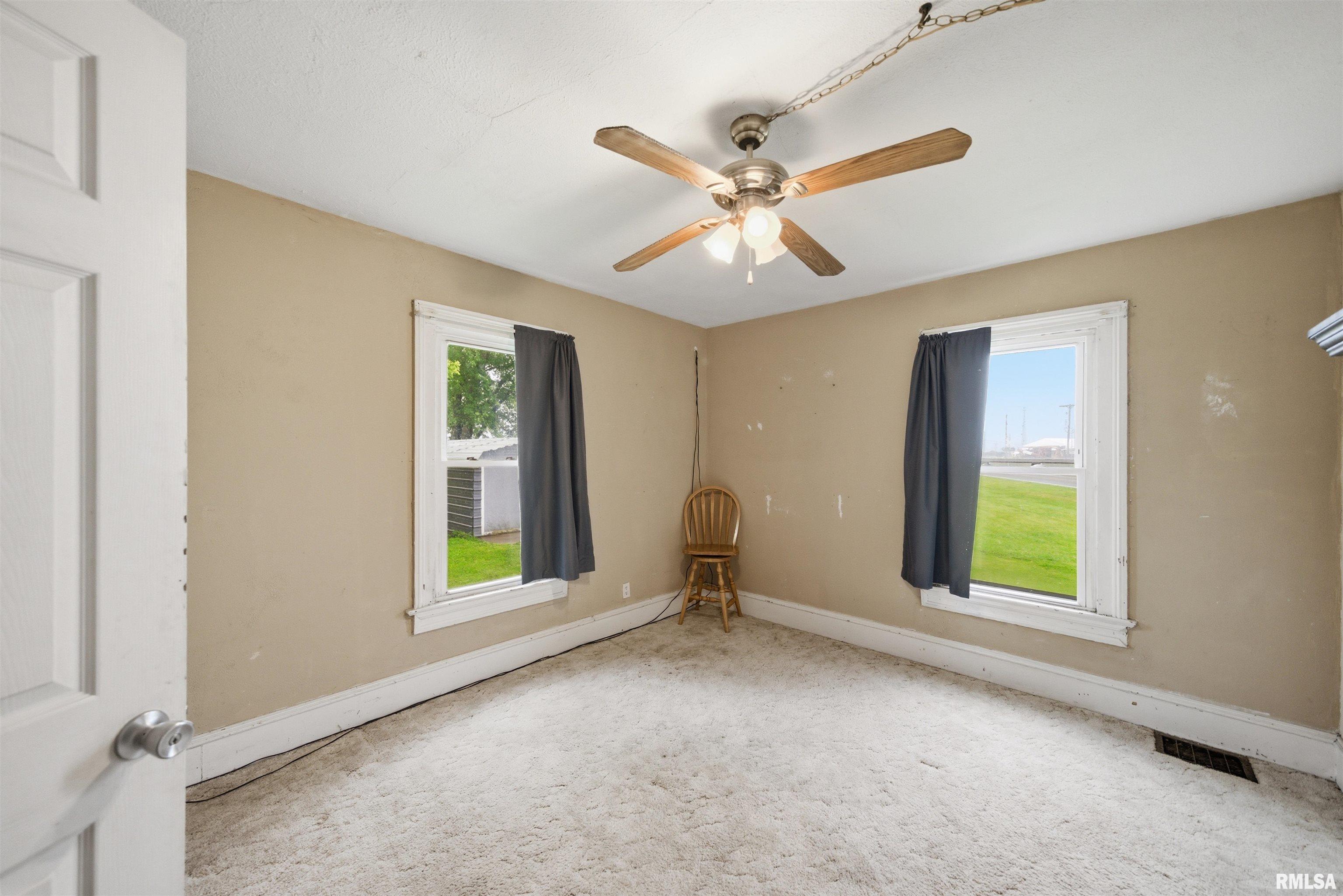 806 West 4th Street Delavan, IL 61734 - Photo 13 of 35
