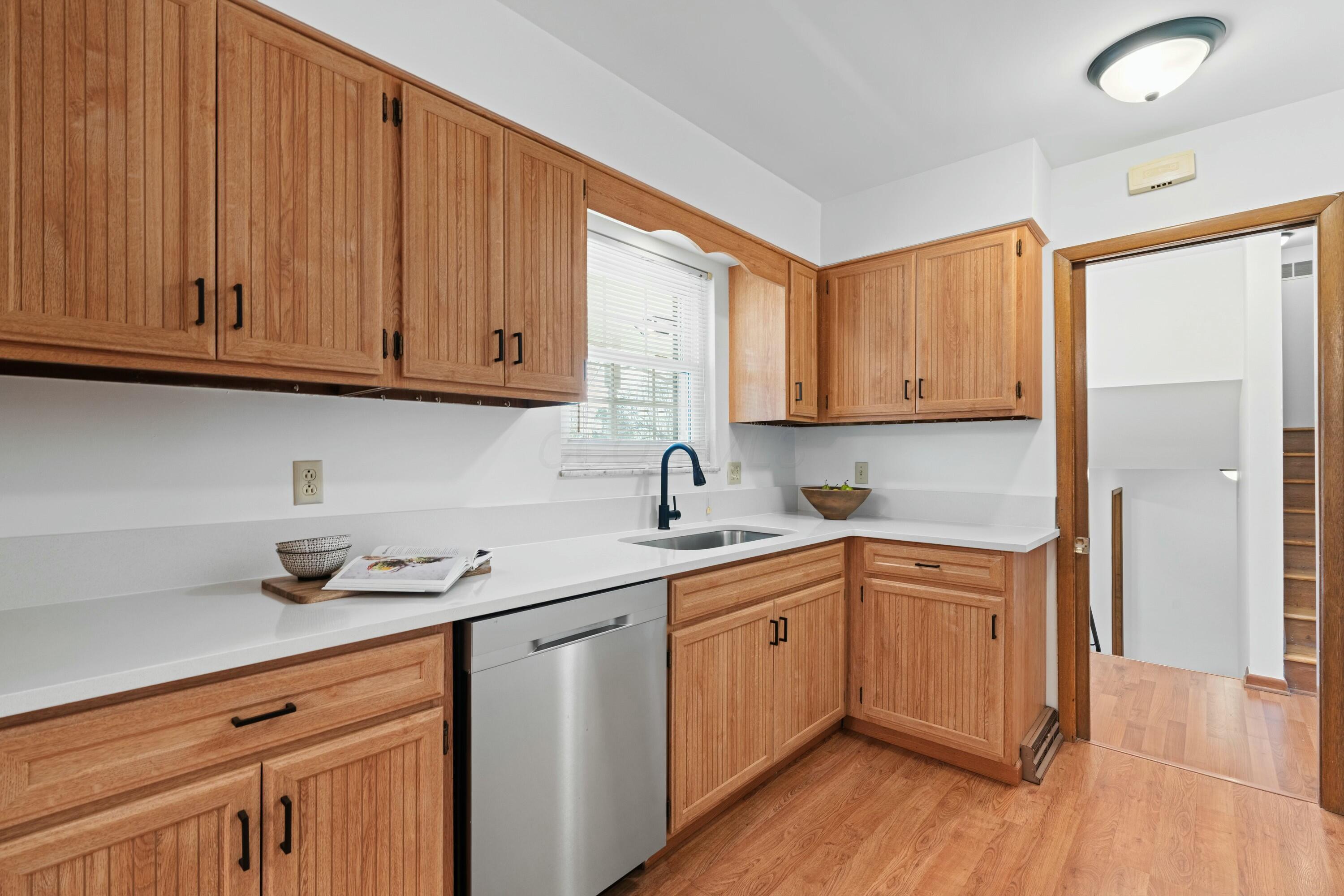 2500 Lytham Road Upper Arlington, OH 43220 - Photo 21 of 69 Kitchen