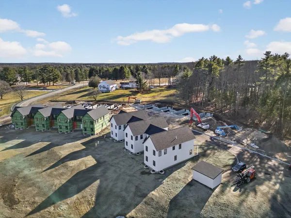 $625,000 | 20 Fairway Commons Drive, Unit 2, Gorham, ME 04038