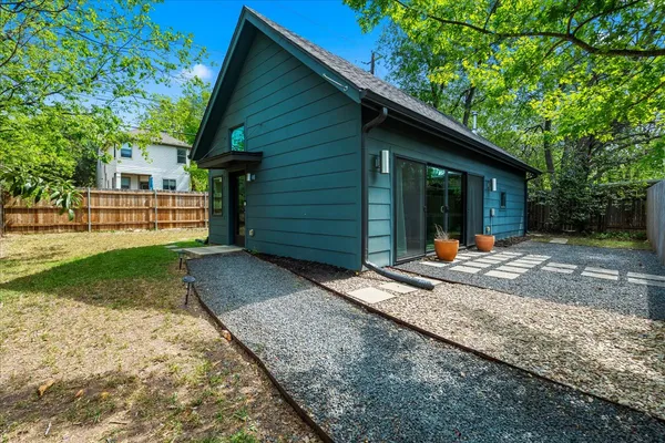 $775,000 | 1808 Forest Hill Drive, Austin, TX 78745